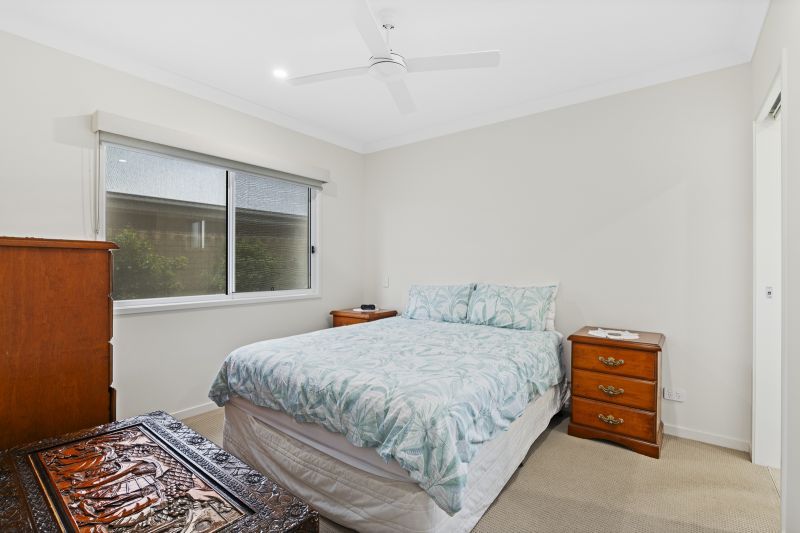 Light and Bright Home – Modern Comfort and Privacy