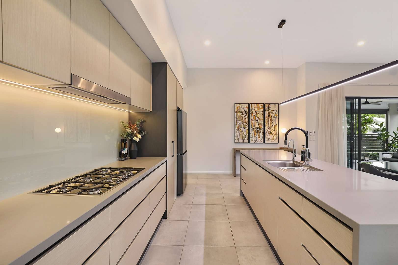 ACT NOW!  PRICE REDUCED - OWNERS MUST SELL! - GemLife Palmwoods