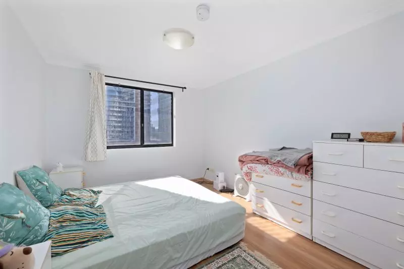 Central Spacious Living, with Resort-Style!