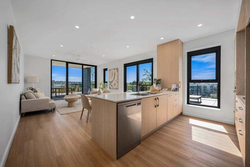 Expansive Penthouse with wrap around Balcony