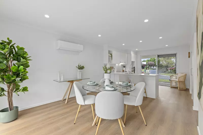 Stylish Home Backing onto Picturesque Walking Trail