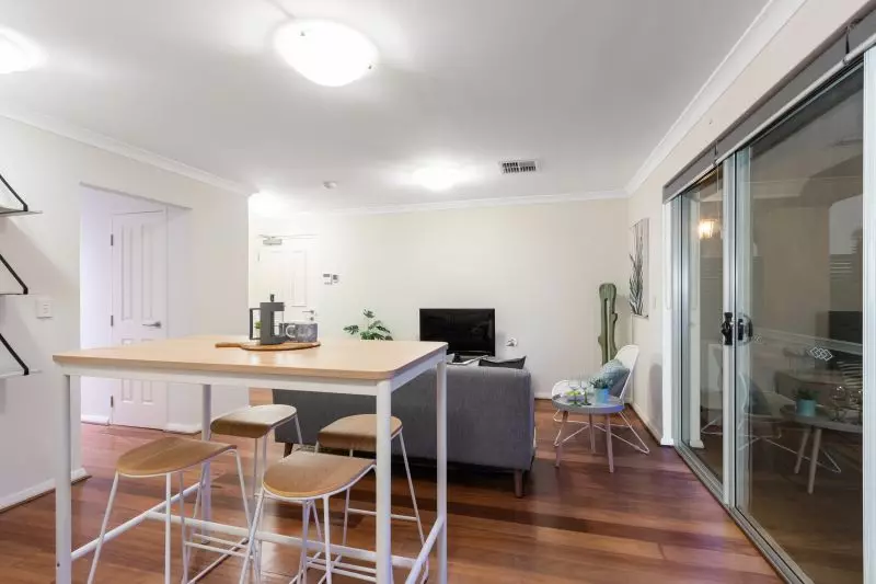 Fantastic Inner City Contemporary Lifestyle!