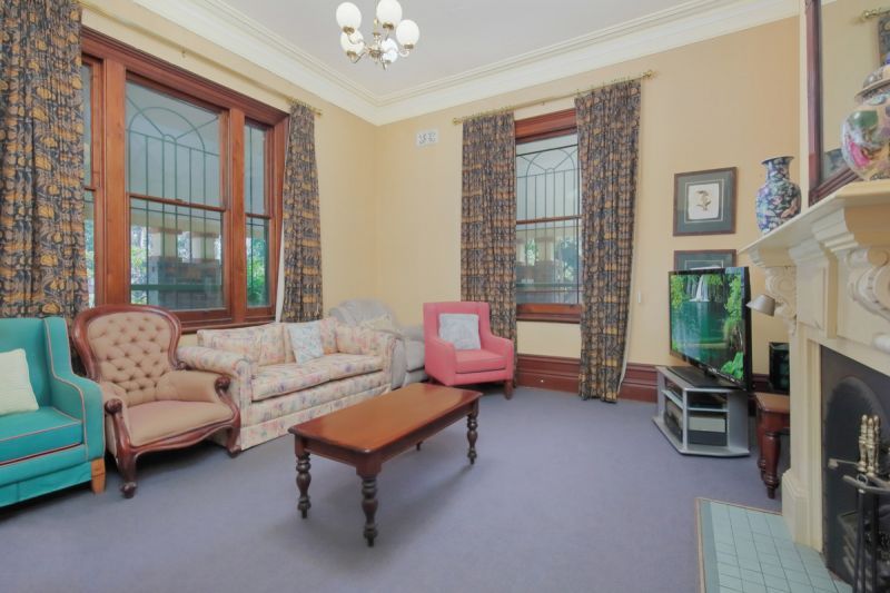 VENDORS KEEN TO SELL