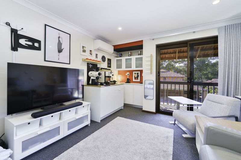 Stylish Studio Living in Prime Location