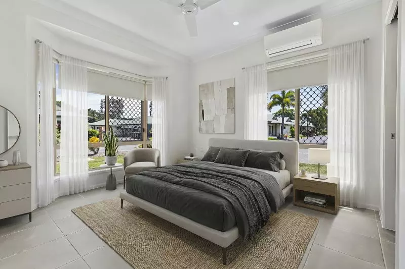 Two-bedroom villa with en-suite and garage