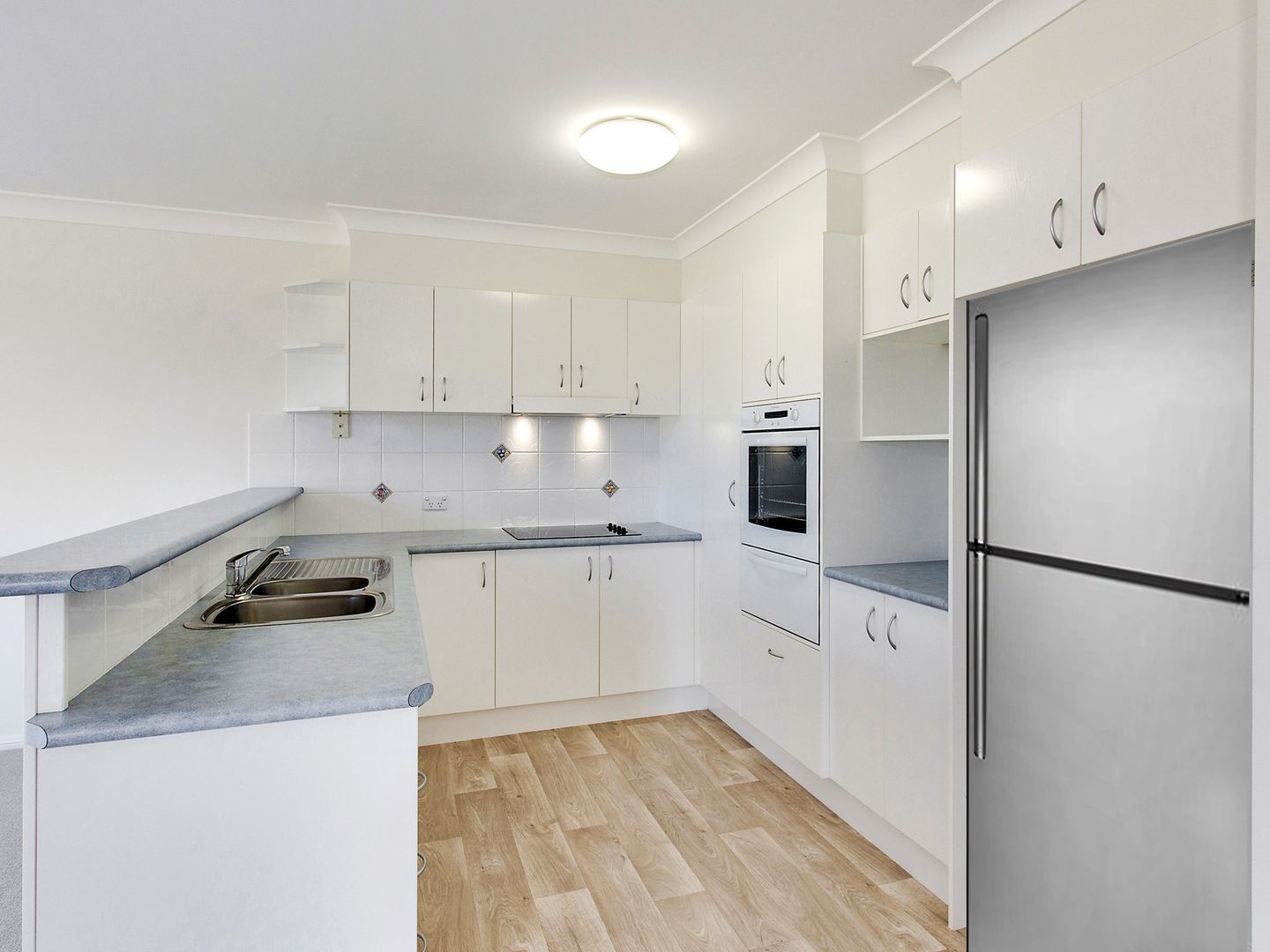 Three Bedroom Villa | Walk to water, cafes, restaurants & shops