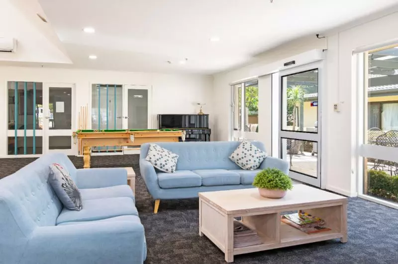 Modern one-bedroom apartment