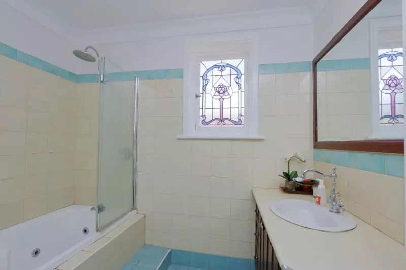 Cool Character on Cooper!