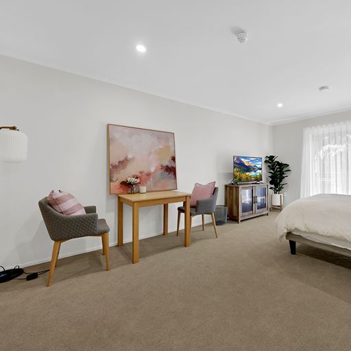 Studio |Serviced Apartment 404
