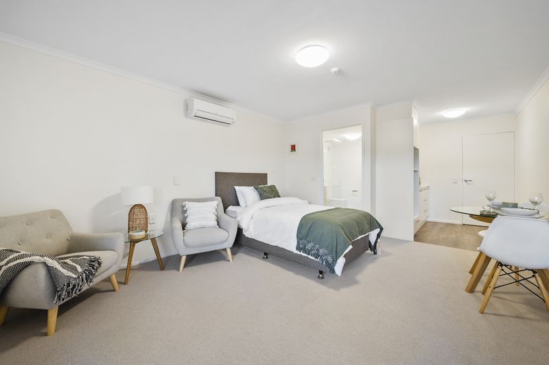 Upgraded Serviced Apartment with Wonderful Views