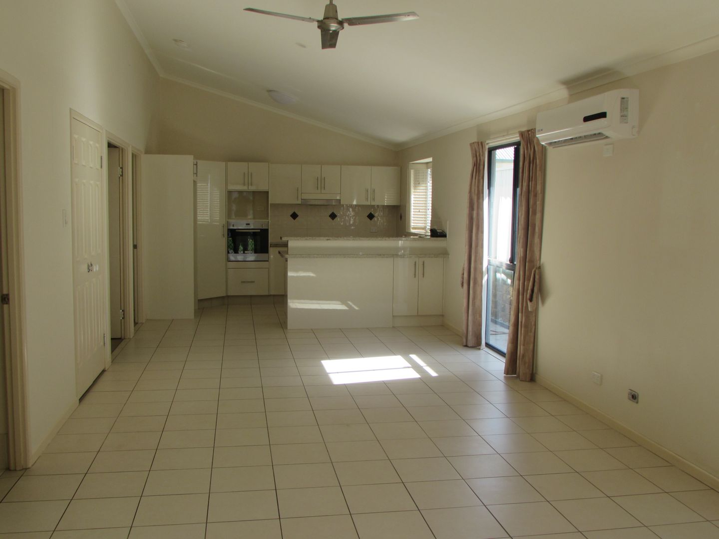 New Listing Palm Lake Resort Waterford