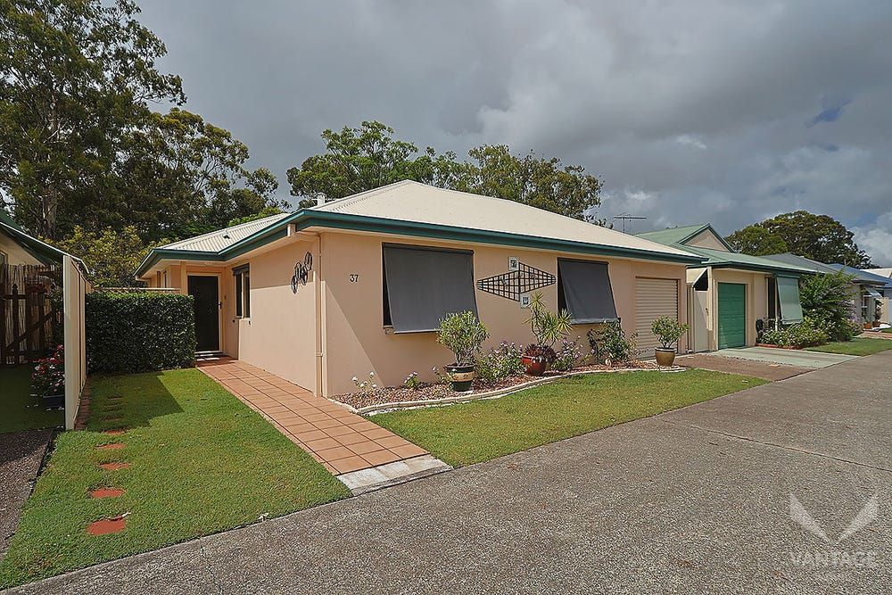 Welcome to the Easy Life- Peaceful Living Surrounded by Nature