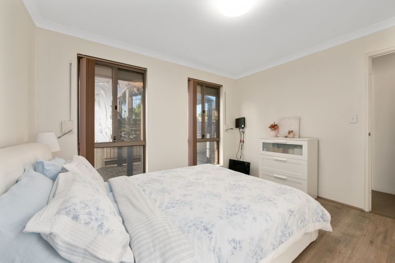 Spacious, Easy Maintenance Family Home!