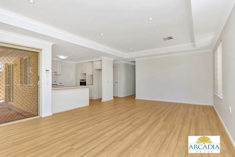 ARCADIA WATERS MANDURAH - Light & Bright Modern 3 Bedroom Home