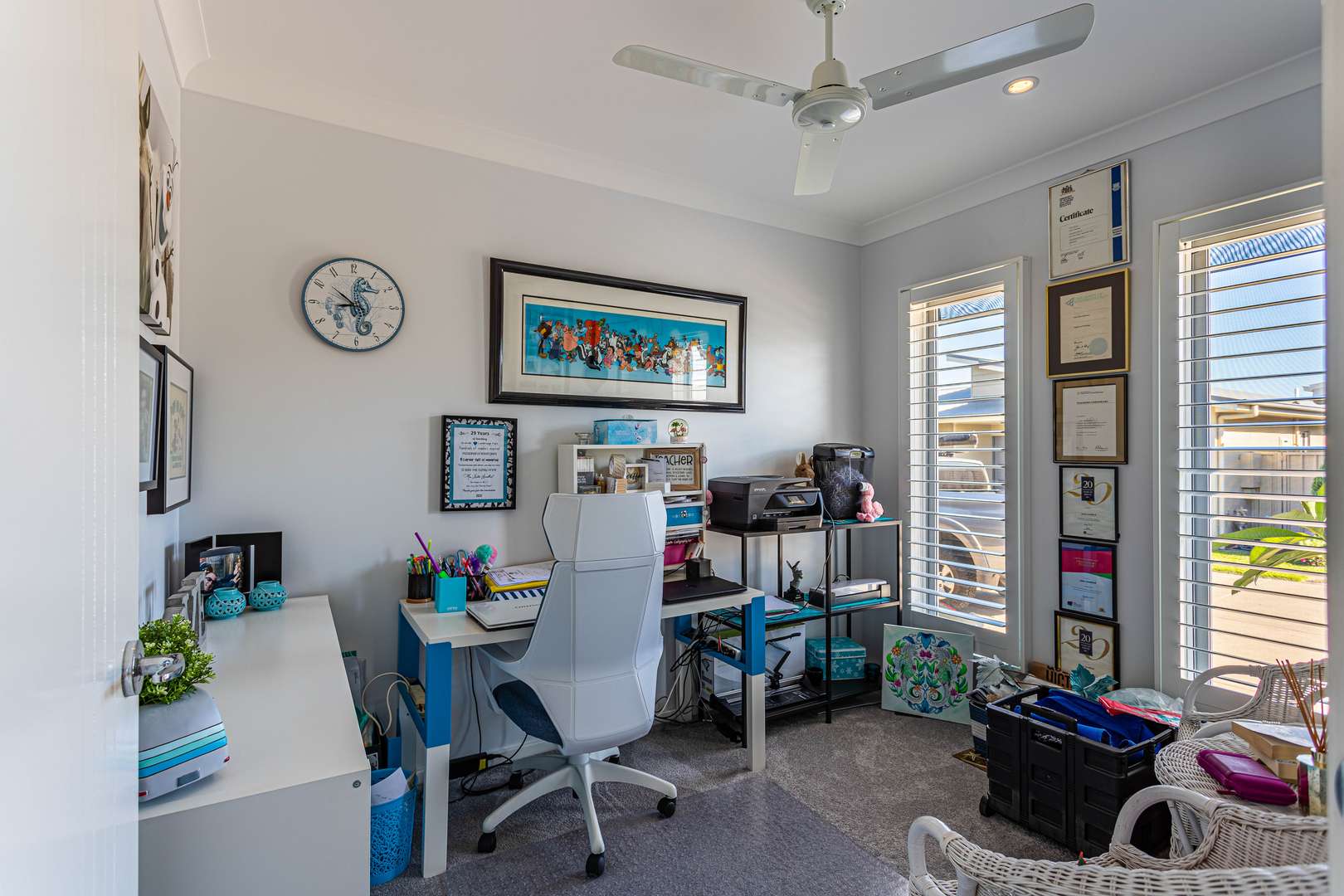 Palm Lake Resort Fern Bay- Close to amenities