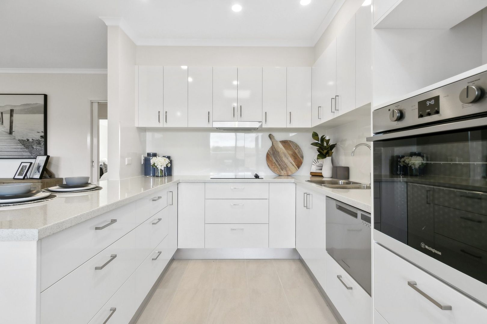 Newly refurbished 2-bed villa with open-plan kitchen
