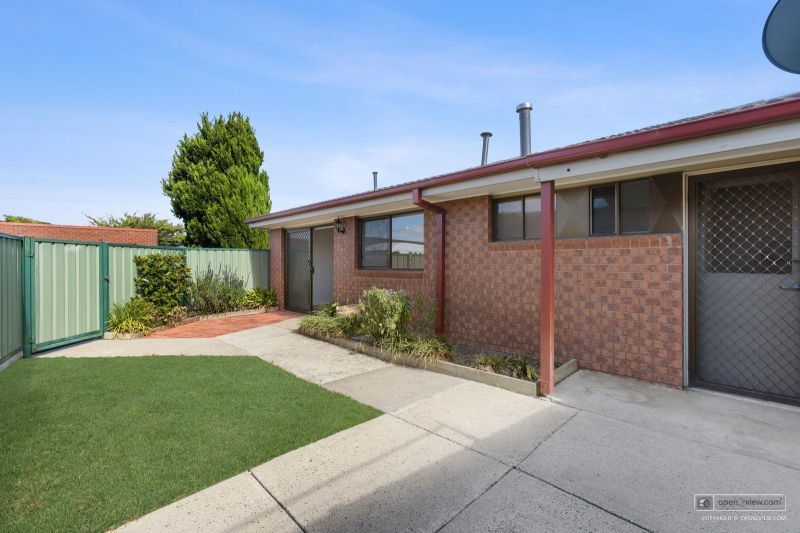 Beautifully Renovated 2-Bedroom Unit - Retirement Living
