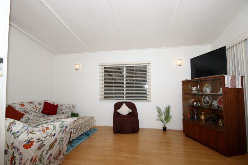 Tasman Holiday Park - North Star - Over 50's Residential Park