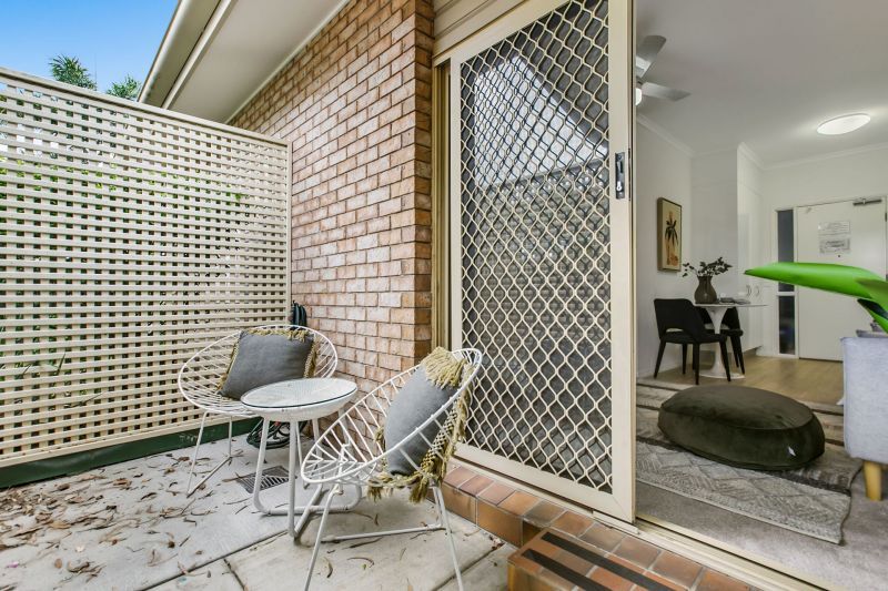 Light-filled, north-facing 1-bedroom apartment