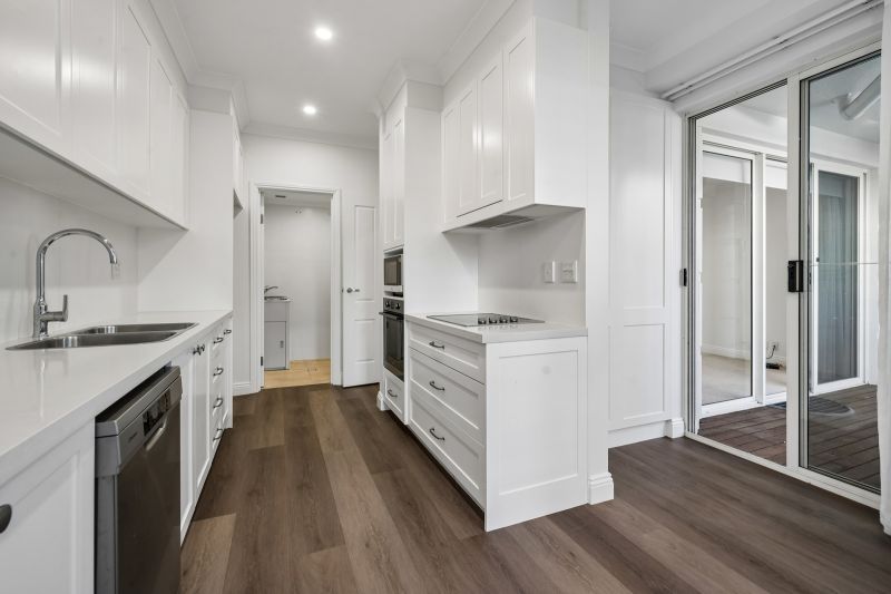 Elegant two-bedroom apartment with dual outdoor spaces