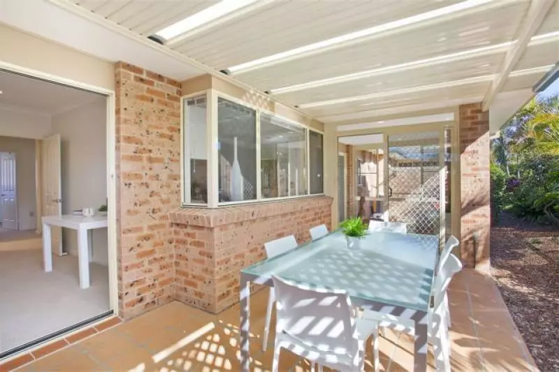 Convenience is everything! Get comfortable in the heart of the village in this fully refurbished two-bedroom villa.