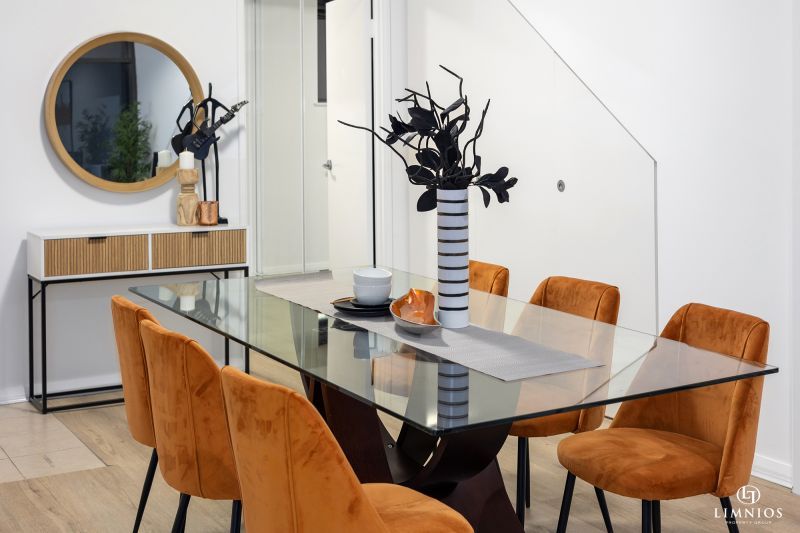 Vibrant Inner City Living!