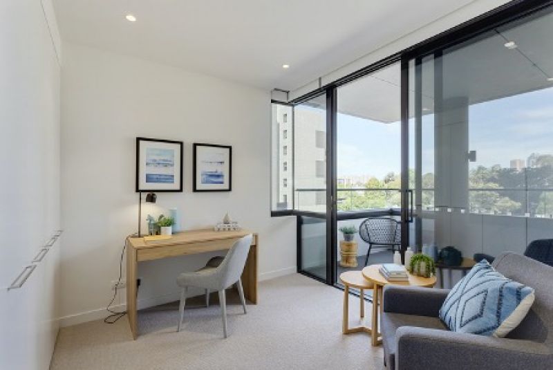 It's hardly downsizing with this three bedroom, 2 bathroom apartment in inner-city Melbourne