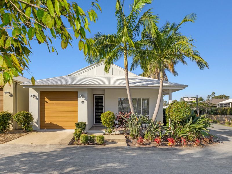 Corner Block With Green Outlook!