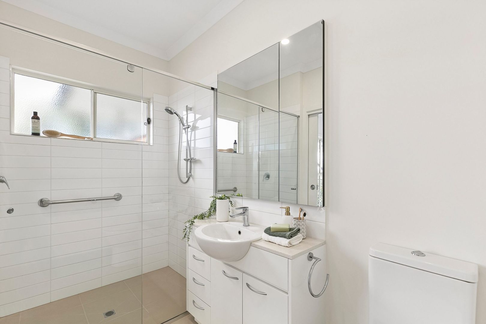 Stylish Retirement Living in a Peaceful Setting