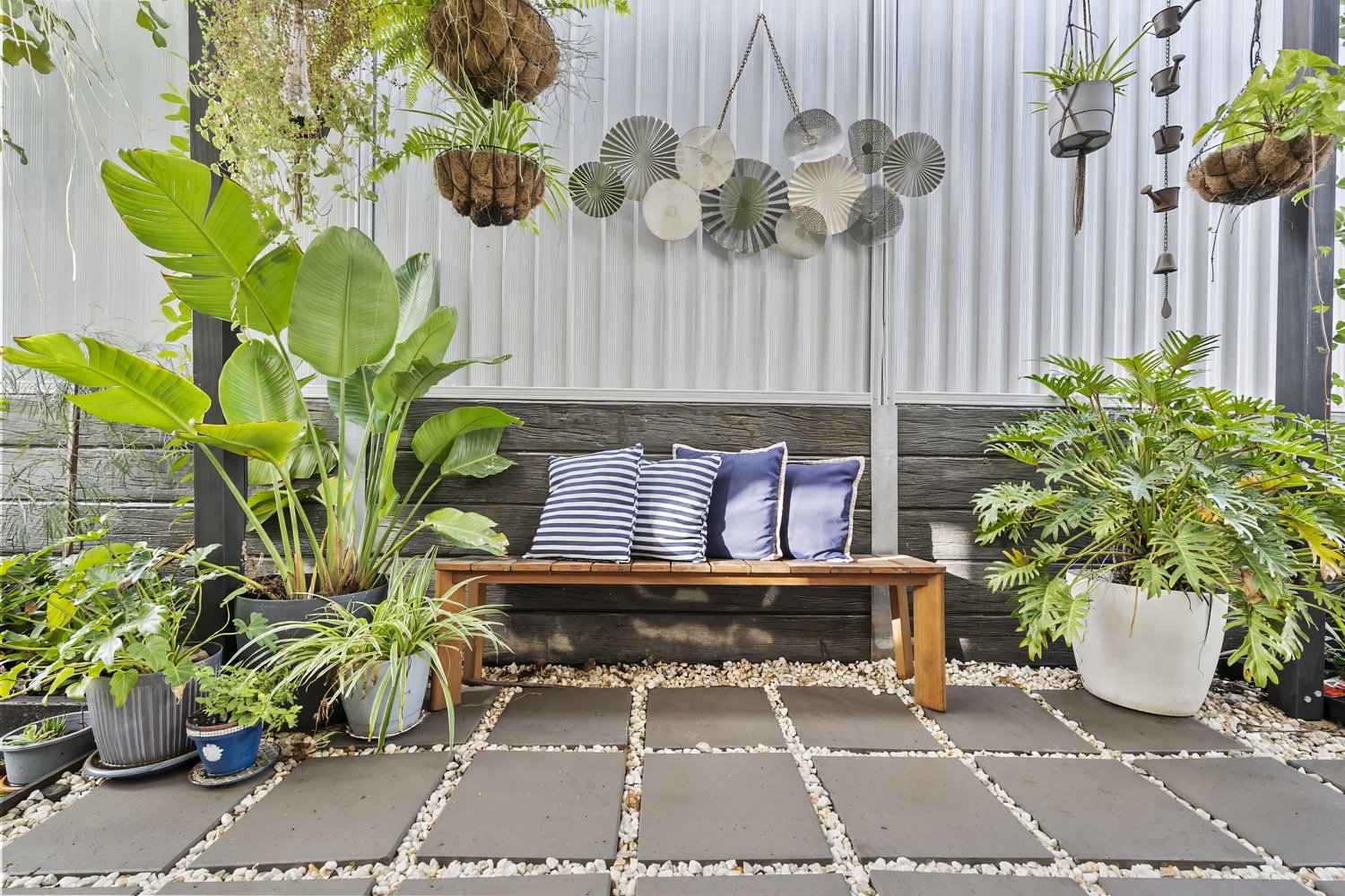 Light, Space and a Private Alfresco Retreat