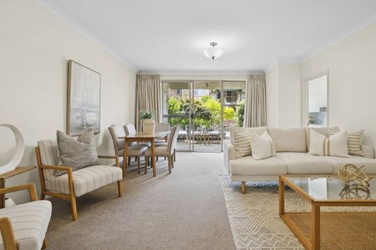 Charming Ground Floor Retirement Unit