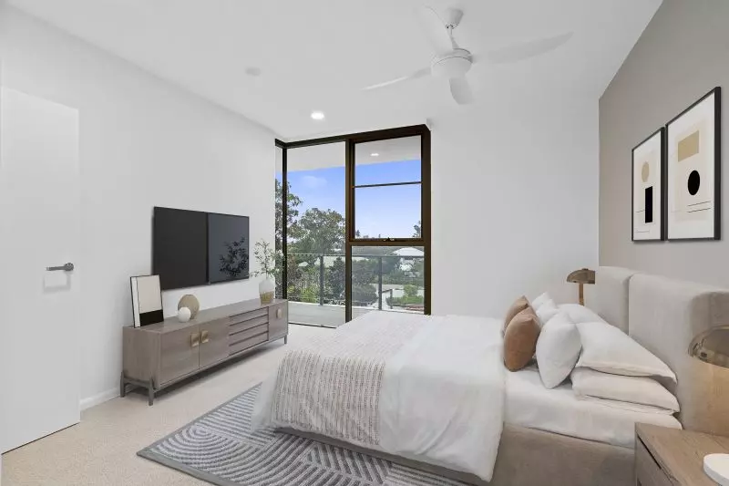 North-facing, fourth-floor apartment with views to the City.