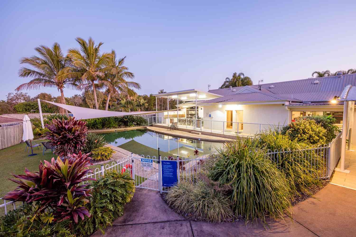 Hibiscus Noosa Outlook