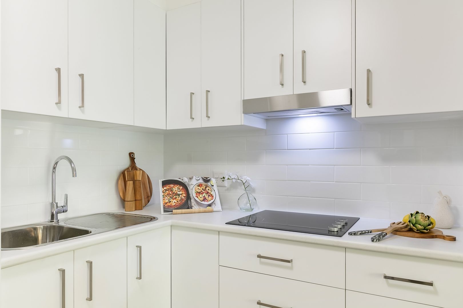 North Facing Garden Villa with Delightful Sunny Location - Completely Renovated Beauty!