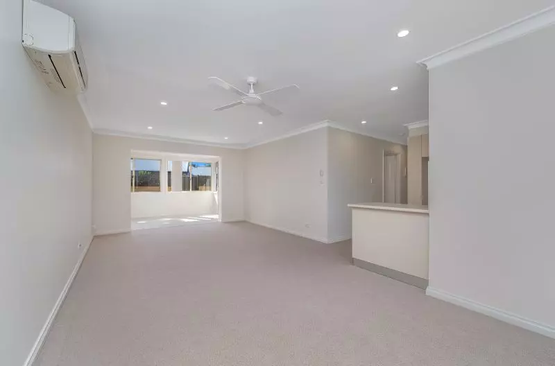 Stylish Villa Living at Brentwood