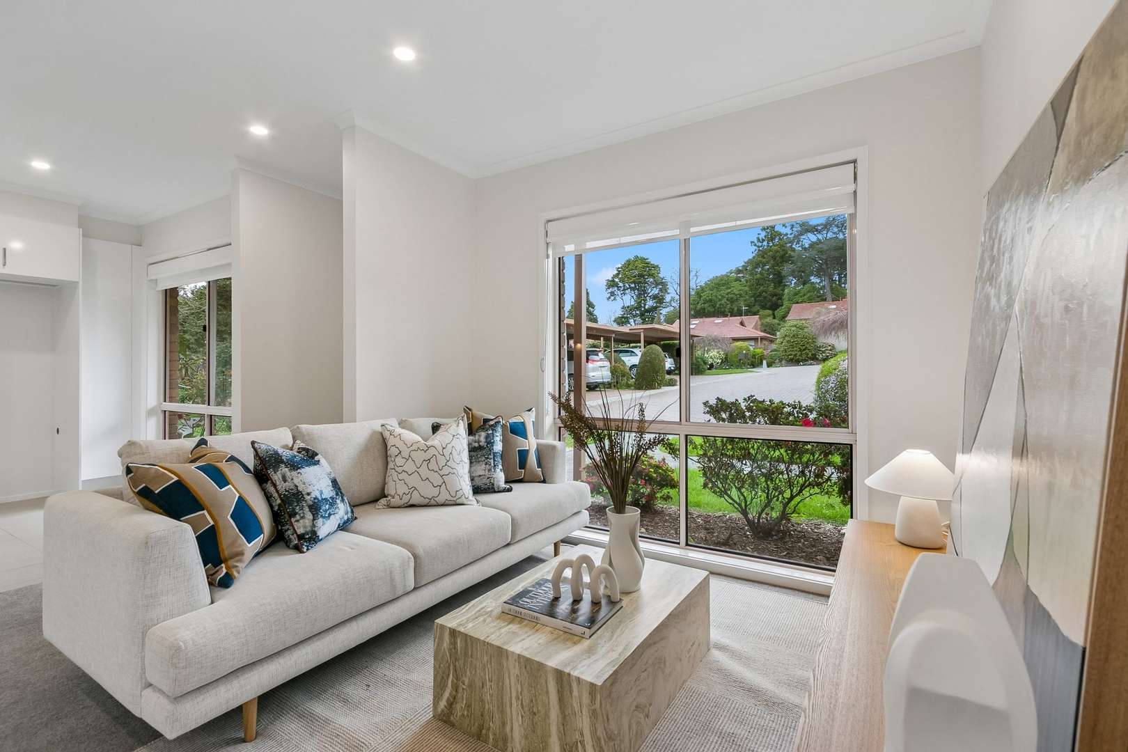 Beautiful villa with open-plan living