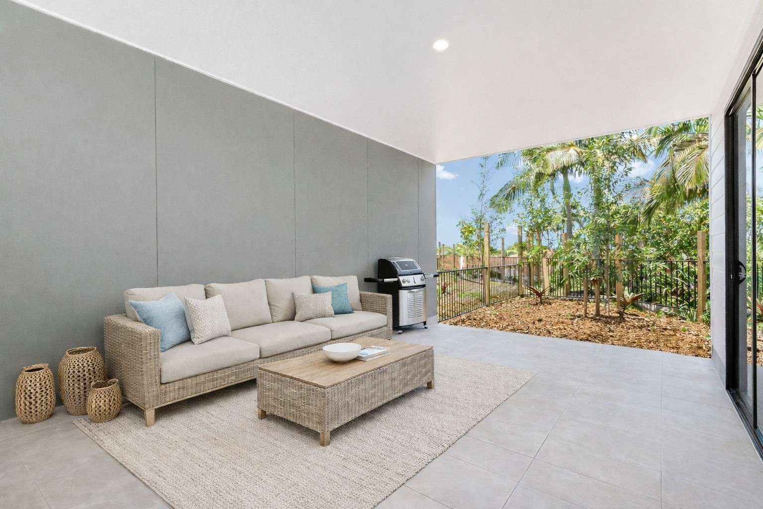 A must see 3 bedroom villa ready to move in now. Villa 281