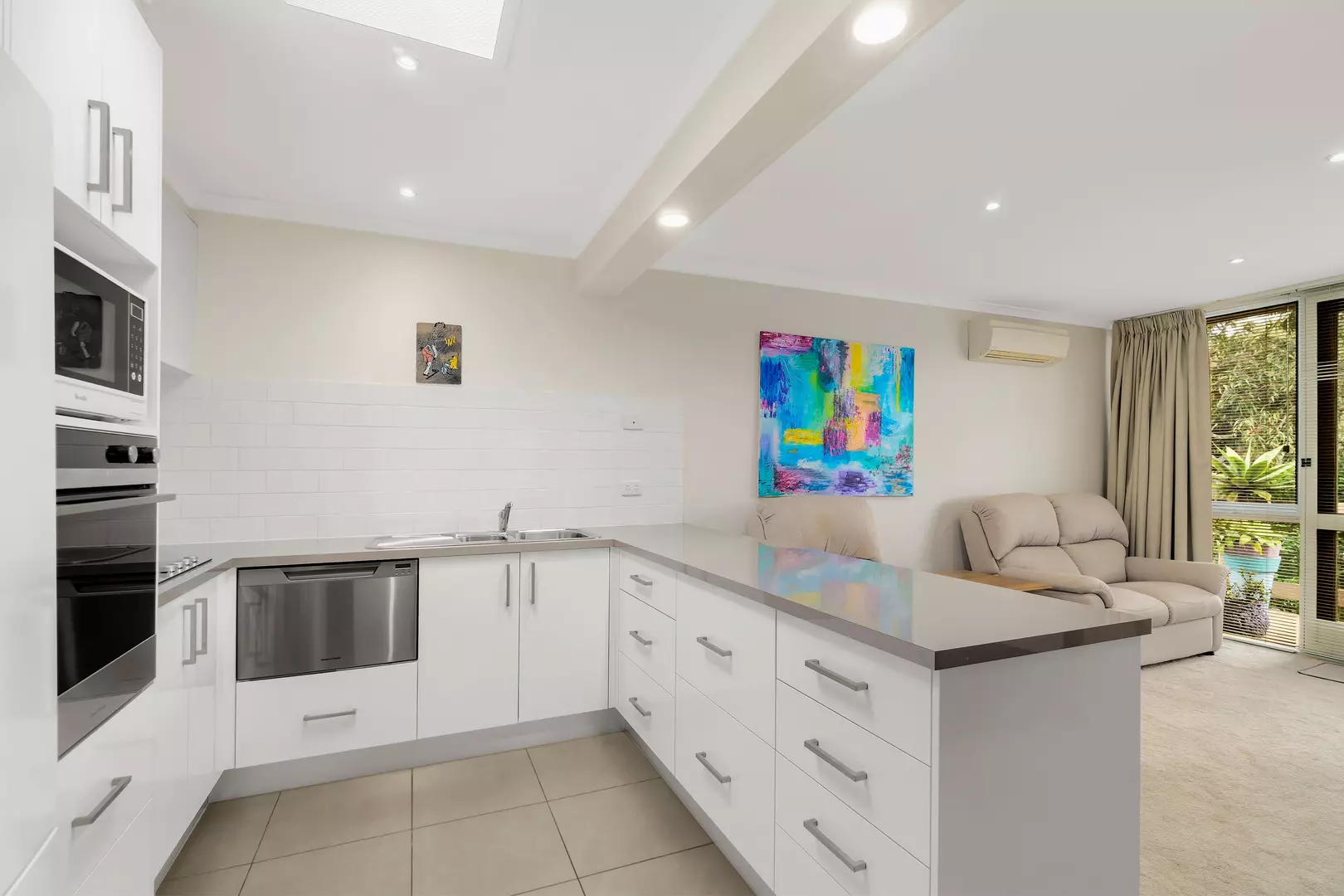 Maranoa Close Retirement Village Unit 5 & Carport $370,000