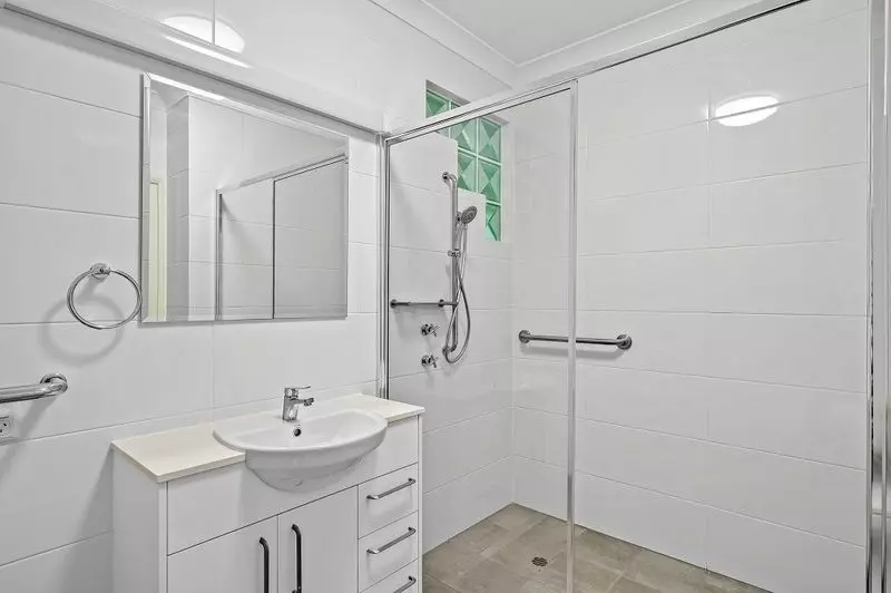 Stylish First Floor Studio Apartment