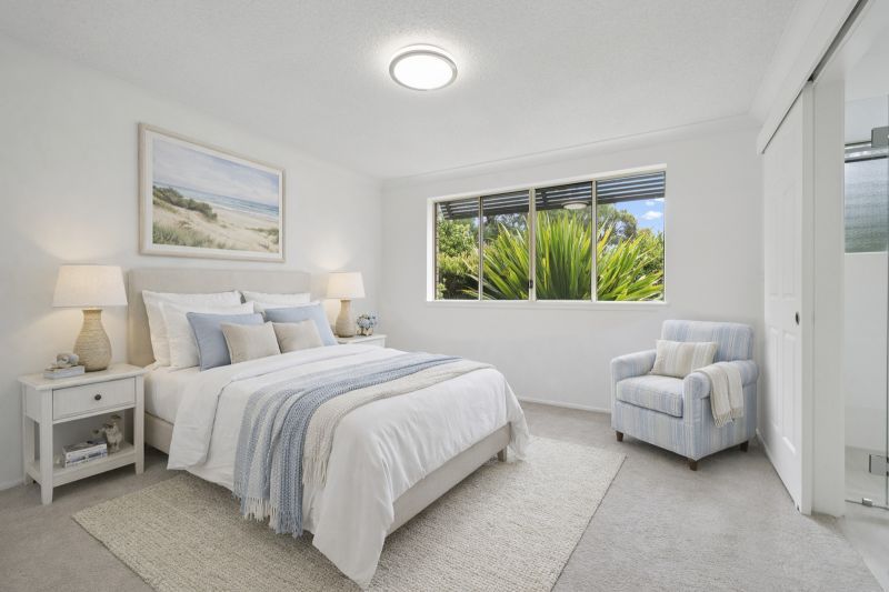 Contemporary 3-bedroom surrounded by bushland