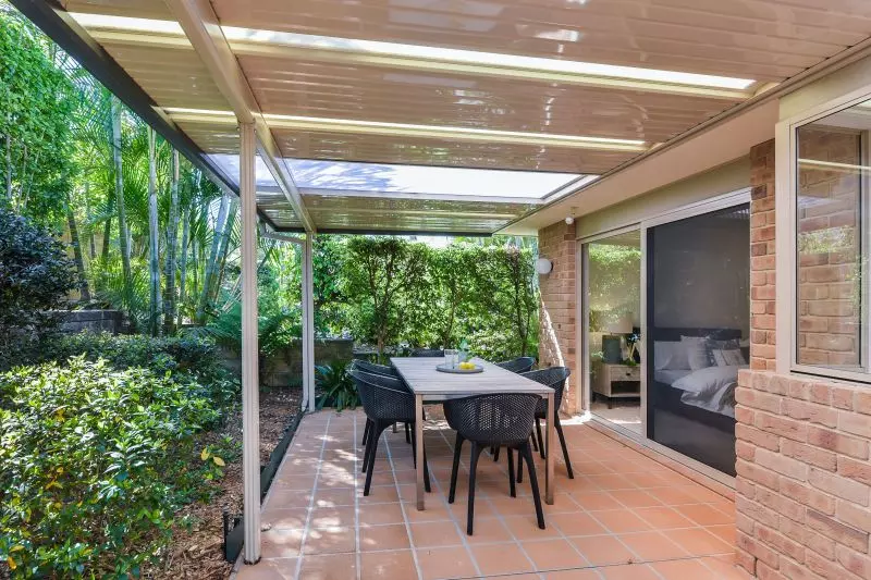 Comfortable fully refurbished 2 bedroom villa