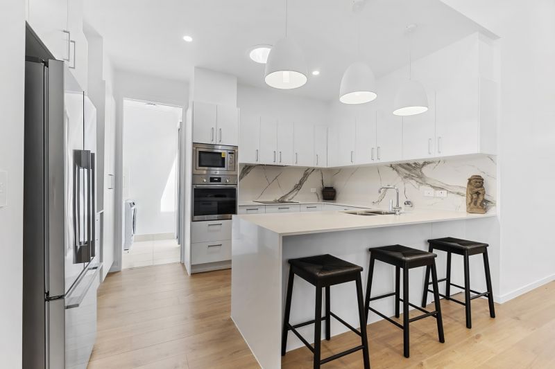 Stunning Modern Haven – Designed for Effortless Living