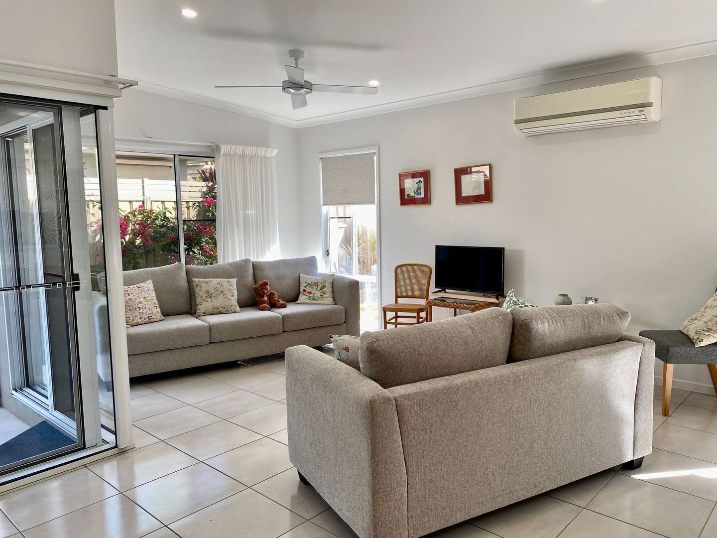 Hibiscus Design - Spacious and Modern