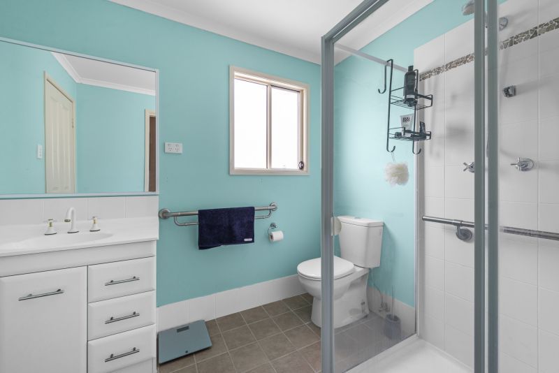 Stylish Living with Tranquil Bushland Views