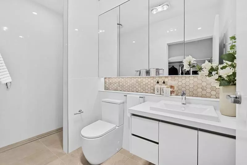 Spacious elegance, smart storage, and zero compromise!