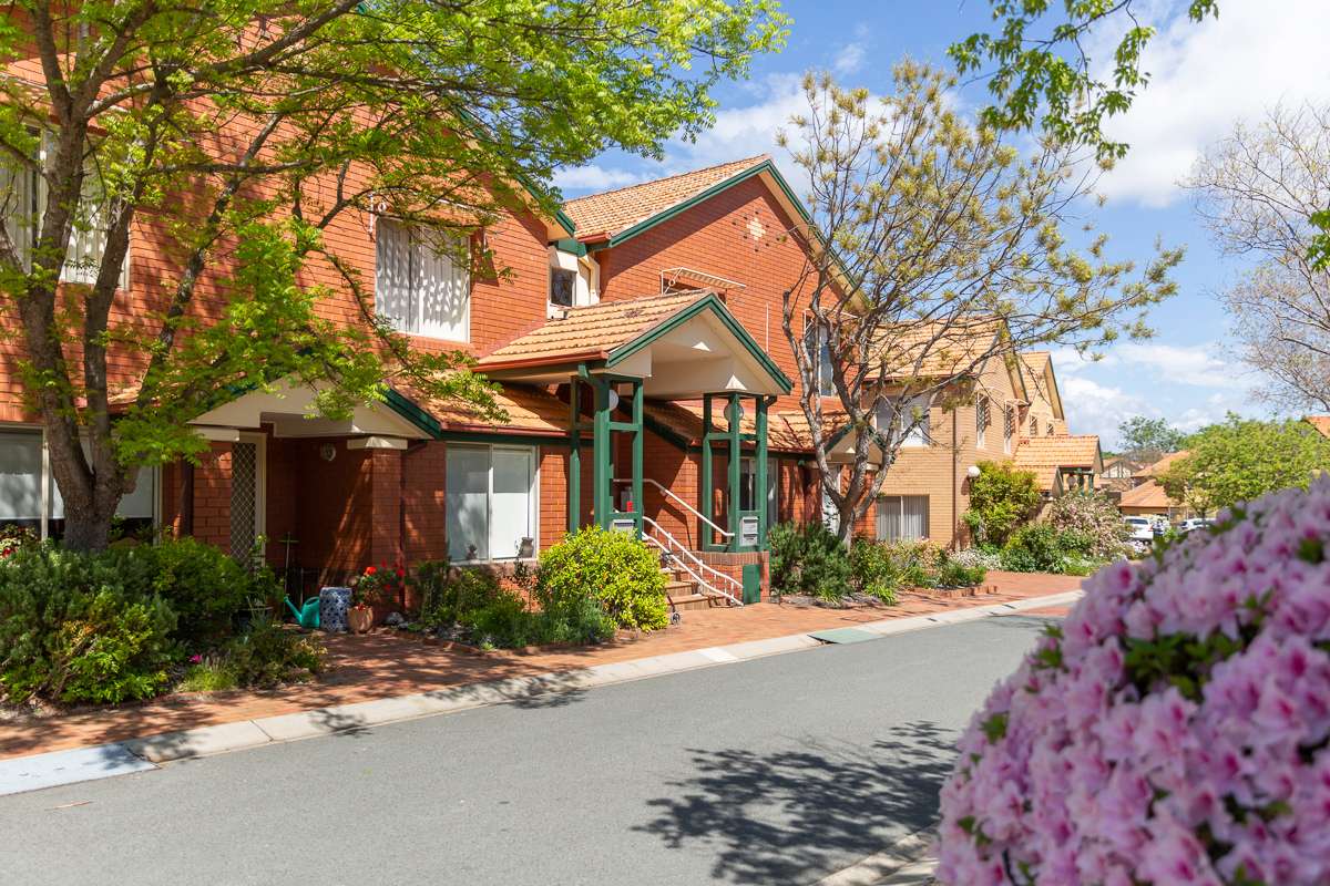 Live in the Heart of Deakin — Register for Upcoming 2-Bedroom Homes