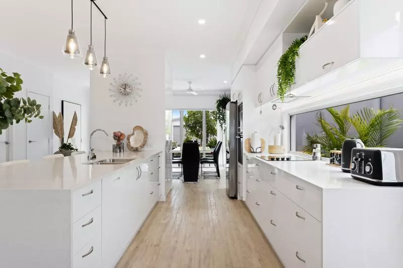 Site 198 - Established Bronte