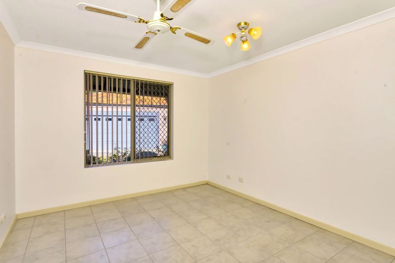 ARCADIA WATERS MADDINGTON - Enjoy The Serenity & Rear Gable Patio