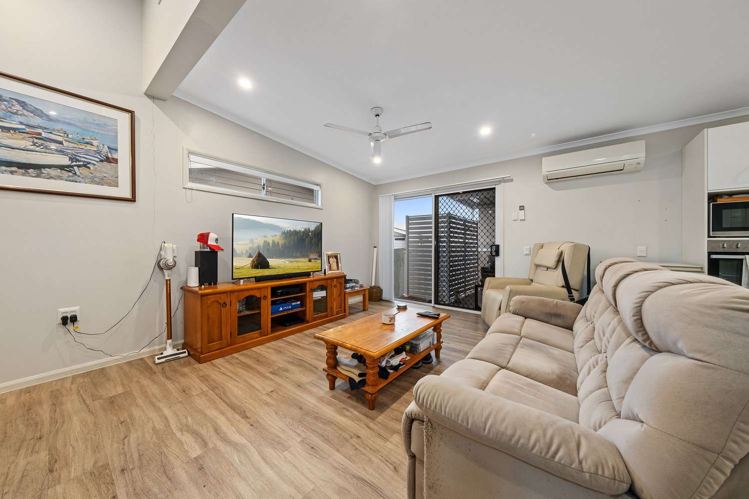 Relaxed Modern Living!