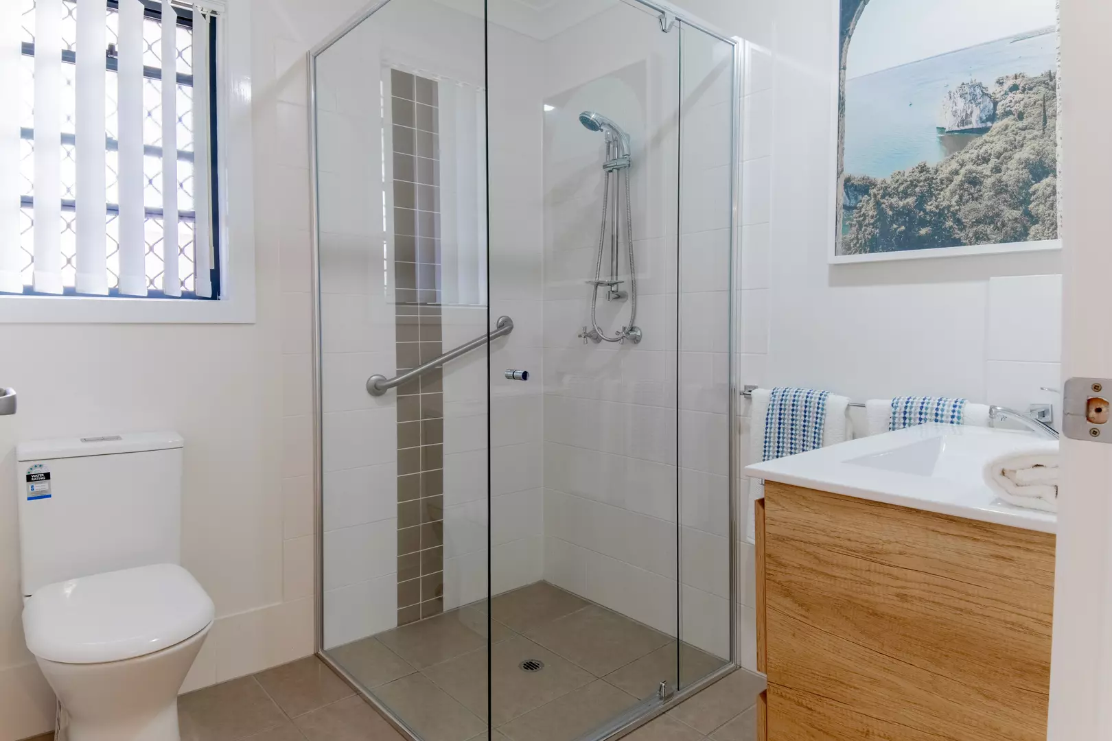 Villa 3 - Oak Tree Burpengary - 2 Bed + 1 Bath